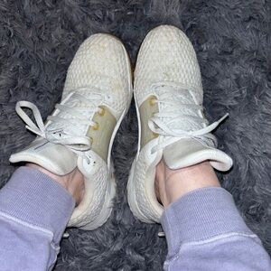White Nike shoes, preloved heavily worn